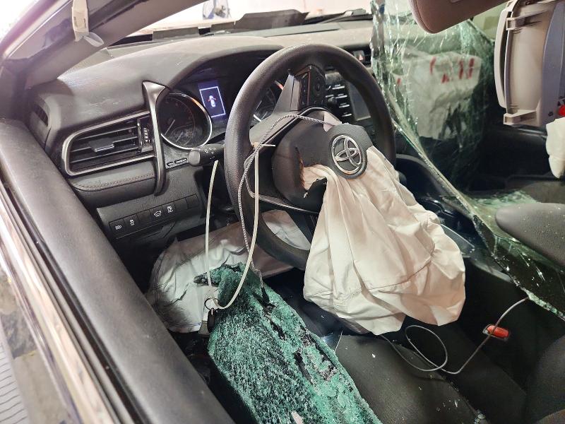 50335856 :رقم المزاد ، 4T1C11AK8LU989951 vin ، 2020 Toyota Camry مزاد بيع