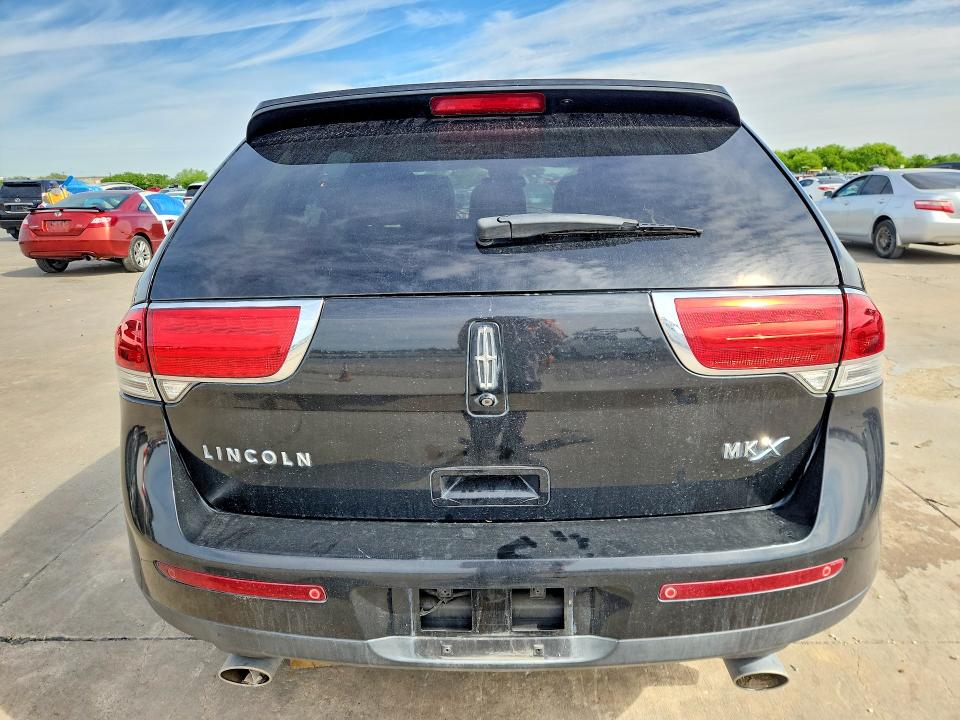 48591756 :رقم المزاد ، 2LMDJ6JK9DBL17359 vin ، 2013 Lincoln Townhouse Mkx مزاد بيع