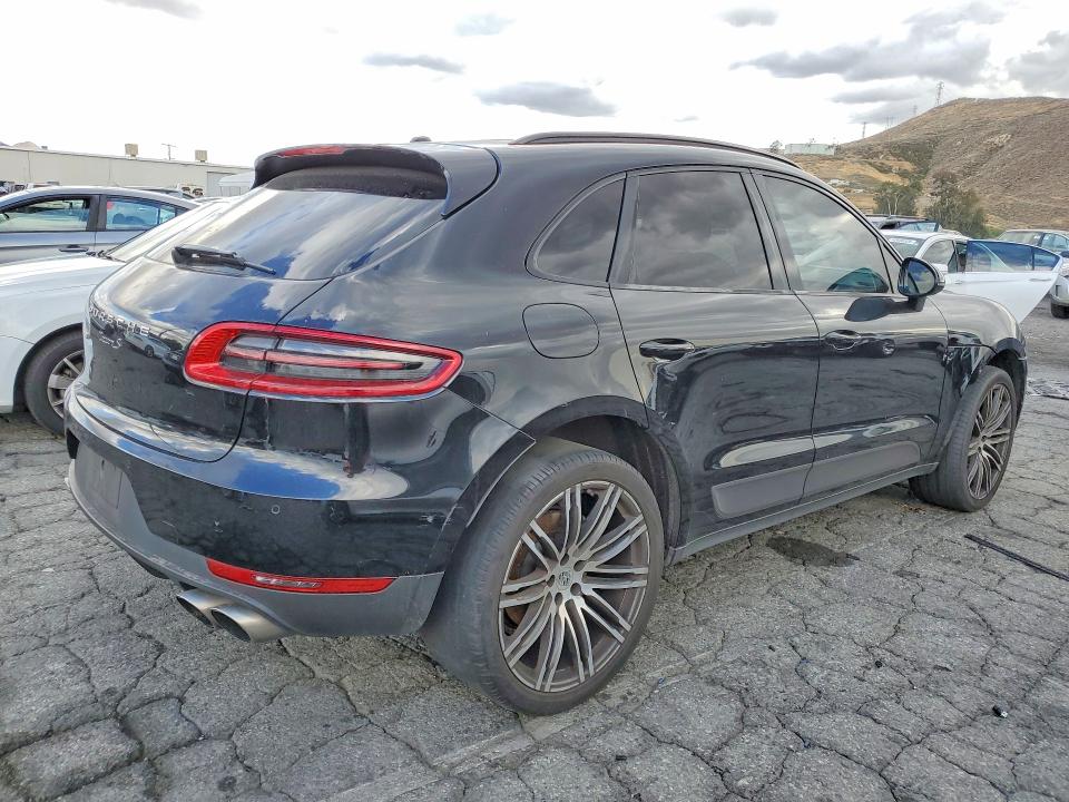 Auction sale of the 2017 Porsche Macan, vin: WP1AB2A52HLB16149, lot number: 49077016