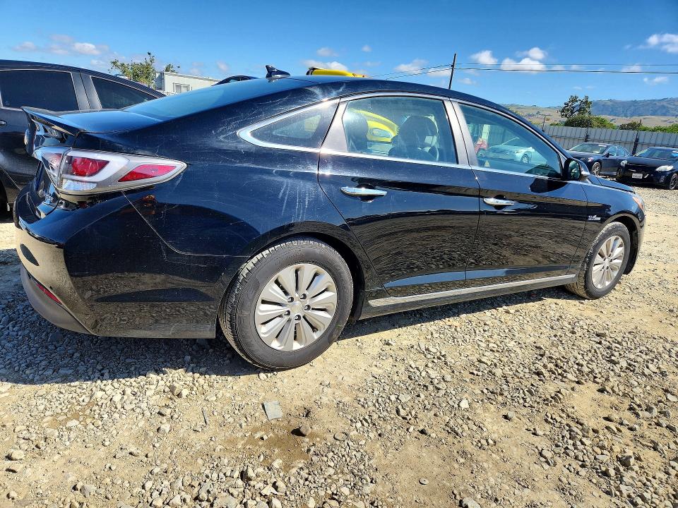 Продажа на аукционе авто 2017 Hyundai Sonata Hybrid, vin: KMHE24L1XHA051518, номер лота: 51179816