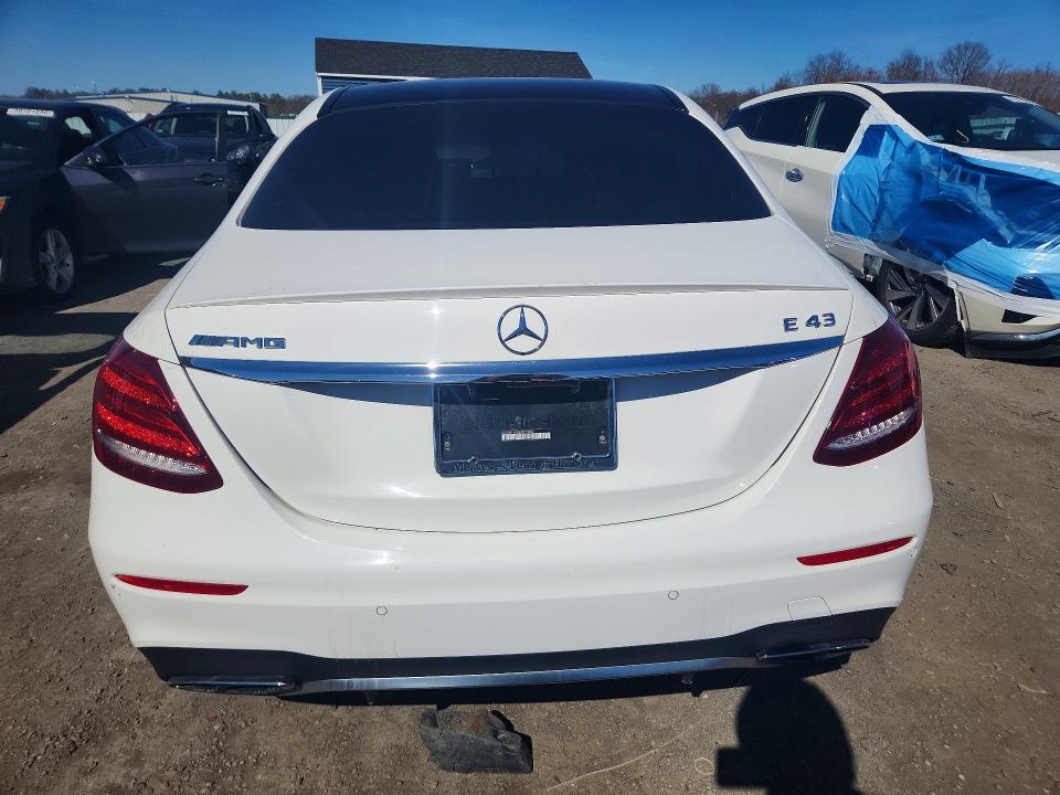 48837456 :رقم المزاد ، WDDZF6EB2JA477341 vin ، 2018 Mercedes-benz E مزاد بيع