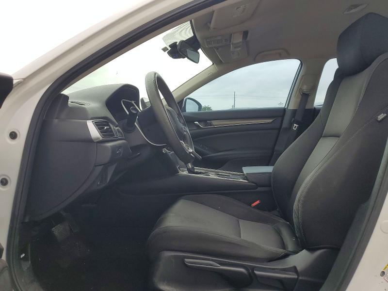 49251736 :رقم المزاد ، 1HGCV1F17KA095305 vin ، 2019 Honda Accord مزاد بيع