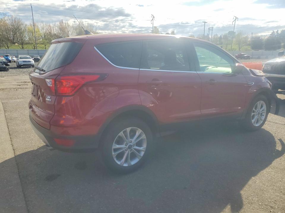 Продаж на аукціоні авто 2019 Ford Escape, vin: 1FMCU9G96KUB83485, номер лоту: 49256266