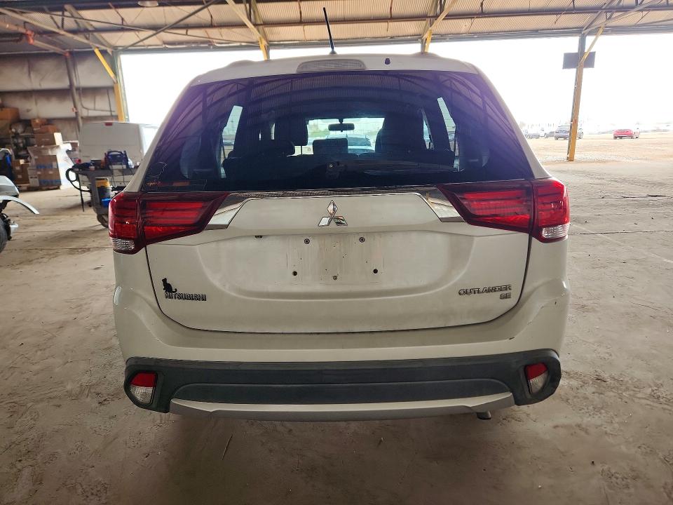 Продаж на аукціоні авто 2016 Mitsubishi Outlander, vin: JA4AD3A33GZ001243, номер лоту: 47808266