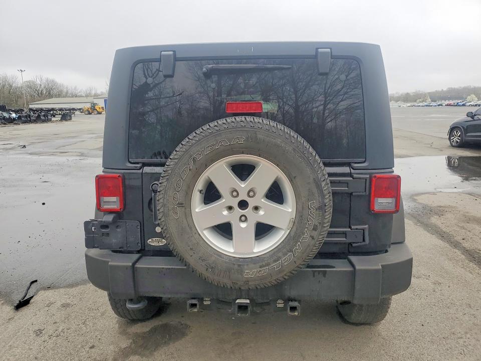 2014 Jeep Wrangler Unlimited მანქანა იყიდება აუქციონზე, vin: 1C4HJWDG7EL176978, აუქციონის ნომერი: 46264786