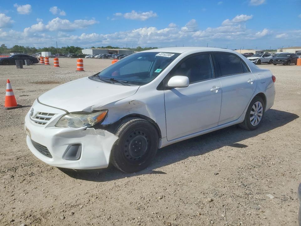 49152286 :رقم المزاد ، 5YFBU4EE0DP174140 vin ، 2013 Toyota Corolla مزاد بيع