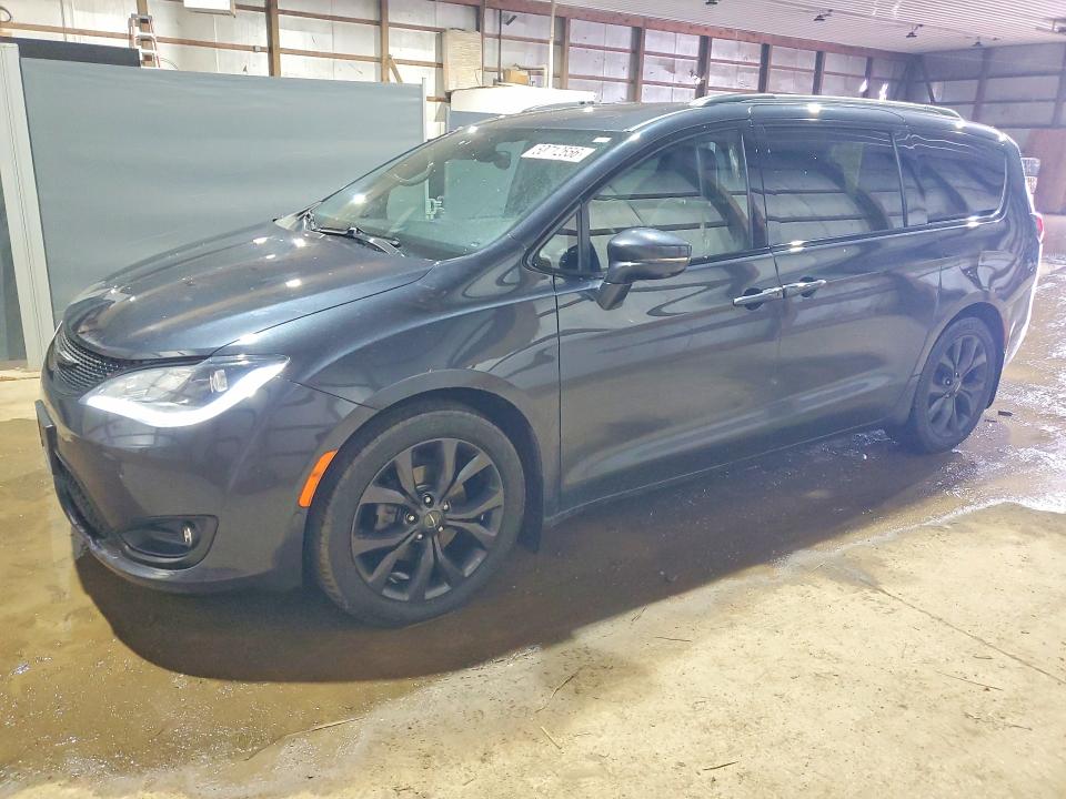 Продажа на аукционе авто 2019 Chrysler Pacifica, vin: 2C4RC1GG8KR597611, номер лота: 50712656