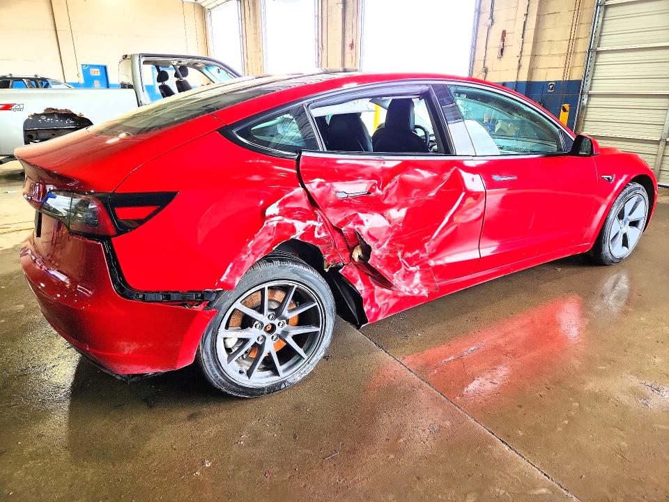 Продажа на аукционе авто 2023 Tesla Model 3, vin: 5YJ3E1EA3PF449982, номер лота: 49647526