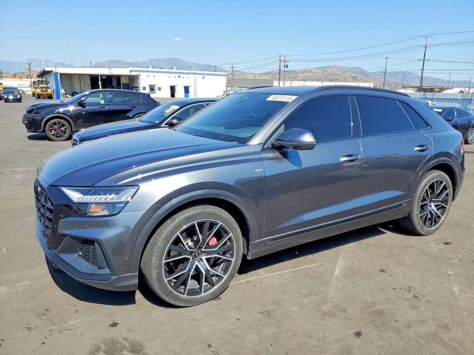 48613116 :رقم المزاد ، WA1EVAF1XMD032847 vin ، 2021 Audi Q8 مزاد بيع