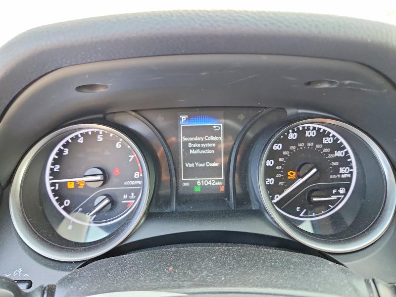 49331136 :رقم المزاد ، 4T1T11AK2NU702798 vin ، 2022 Toyota Camry مزاد بيع