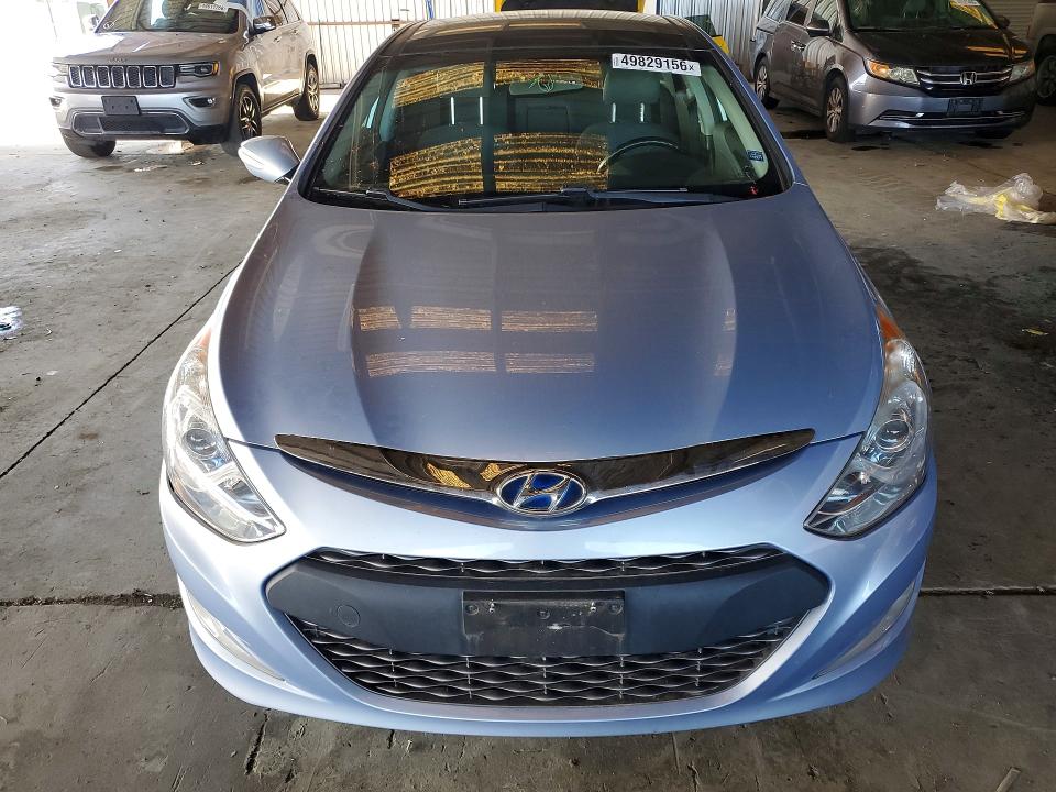 2013 Hyundai Sonata Hybrid მანქანა იყიდება აუქციონზე, vin: KMHEC4A47DA076848, აუქციონის ნომერი: 49829156