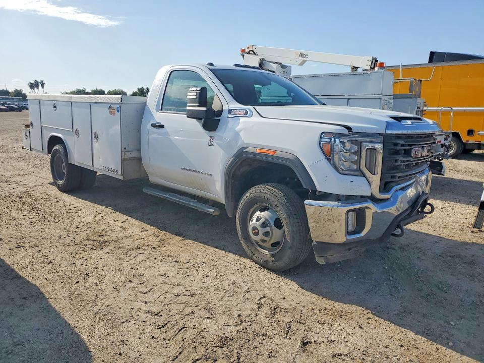 51655016 :رقم المزاد ، 1GD38PEY5NF344016 vin ، 2022 Gmc Sierra مزاد بيع