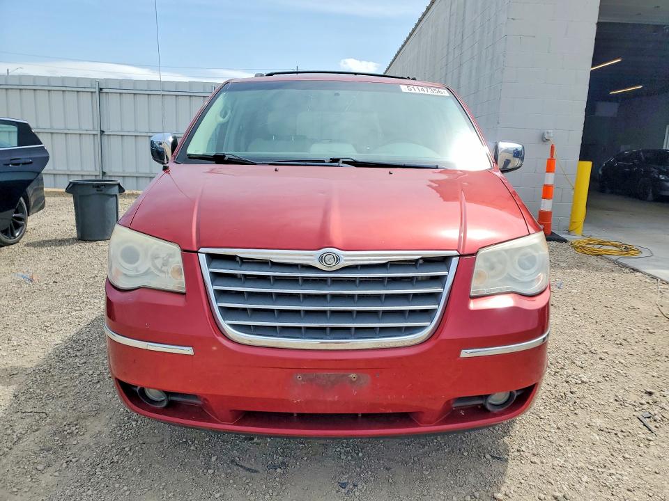 2008 Chrysler Town & Country მანქანა იყიდება აუქციონზე, vin: 2A8HR64XX8R845094, აუქციონის ნომერი: 51147356