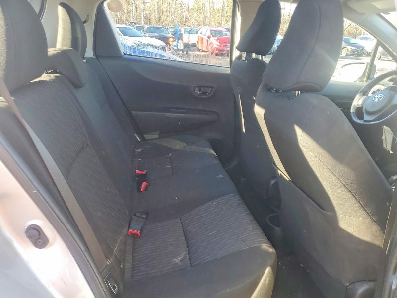 51271446 :رقم المزاد ، VNKKTUD3XEA013245 vin ، 2014 Toyota Yaris مزاد بيع