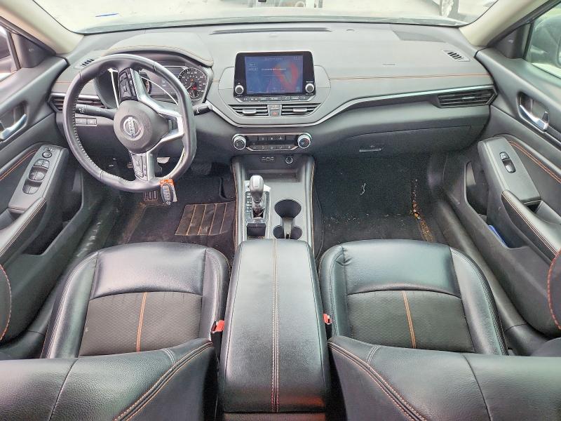 48402646 :رقم المزاد ، 1N4BL4CV4MN340054 vin ، 2021 Nissan Altima مزاد بيع