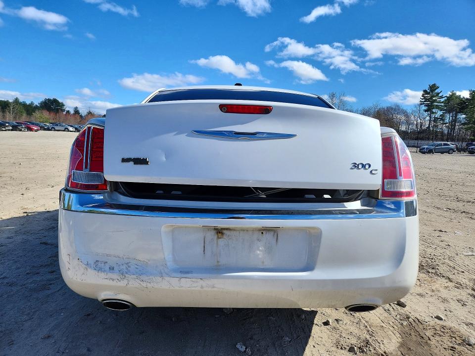 48401996 :رقم المزاد ، 2C3CA6CT8BH537401 vin ، 2011 Chrysler 300c مزاد بيع