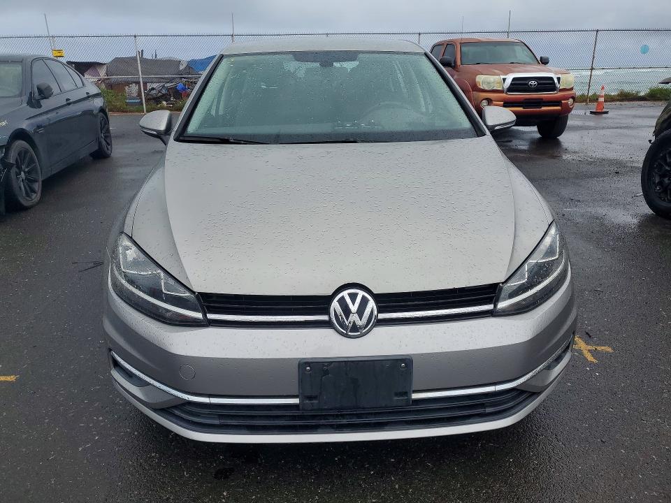 2018 Volkswagen Golf მანქანა იყიდება აუქციონზე, vin: 3VWG17AU6JM293100, აუქციონის ნომერი: 48718076