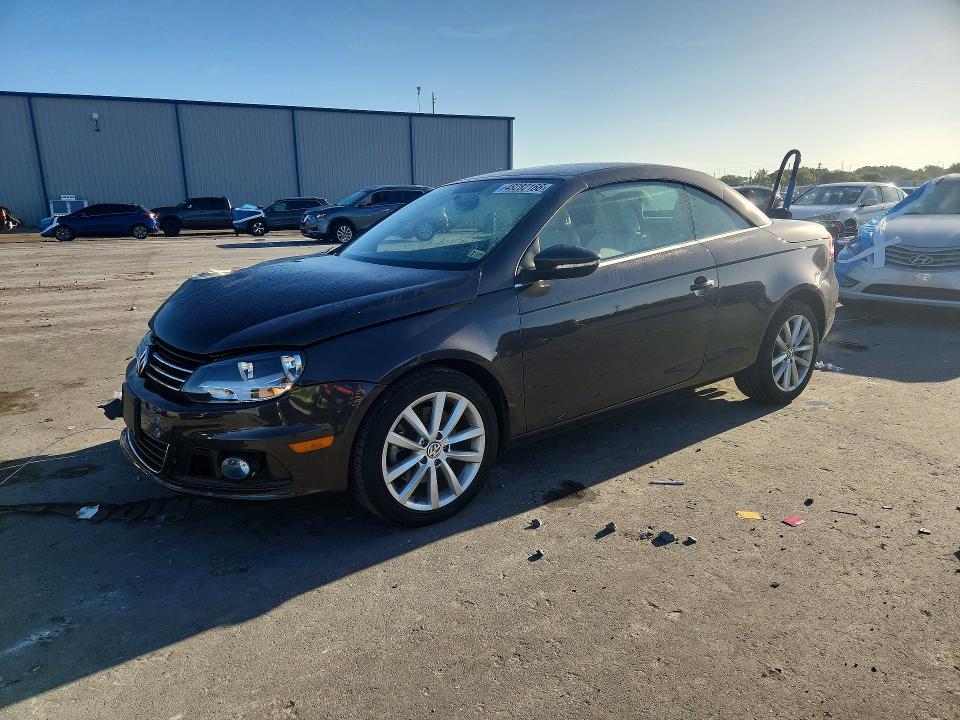 2015 Volkswagen Eos მანქანა იყიდება აუქციონზე, vin: WVWBW8AH1FV003754, აუქციონის ნომერი: 48282166