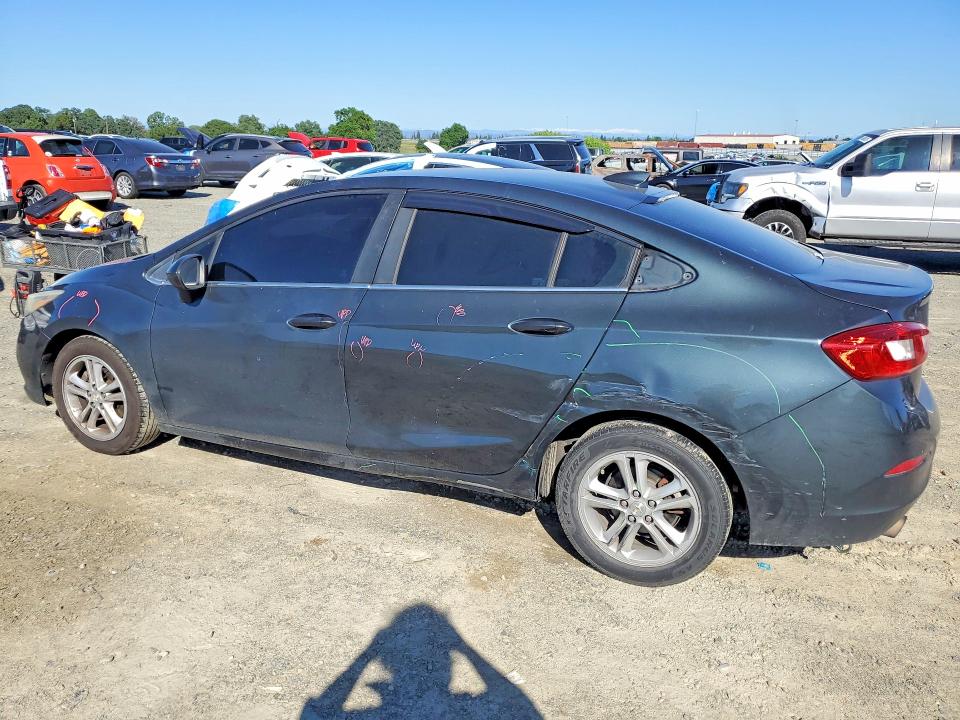 2018 Chevrolet Cruze მანქანა იყიდება აუქციონზე, vin: 1G1BE5SM9J7123661, აუქციონის ნომერი: 47139436