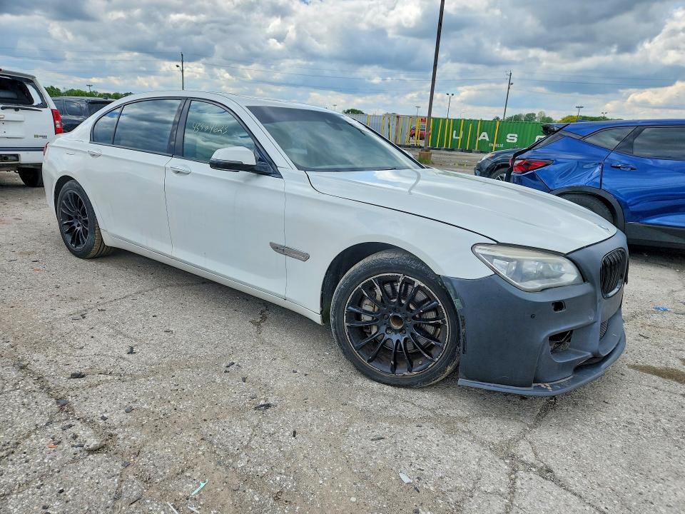 Продаж на аукціоні авто 2015 Bmw 750, vin: WBAYE8C55FD781476, номер лоту: 51876686