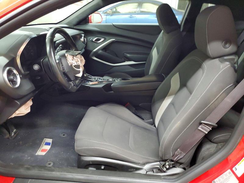 49111756 :رقم المزاد ، 1G1FB1RX8H0152042 vin ، 2017 Chevrolet Camaro مزاد بيع
