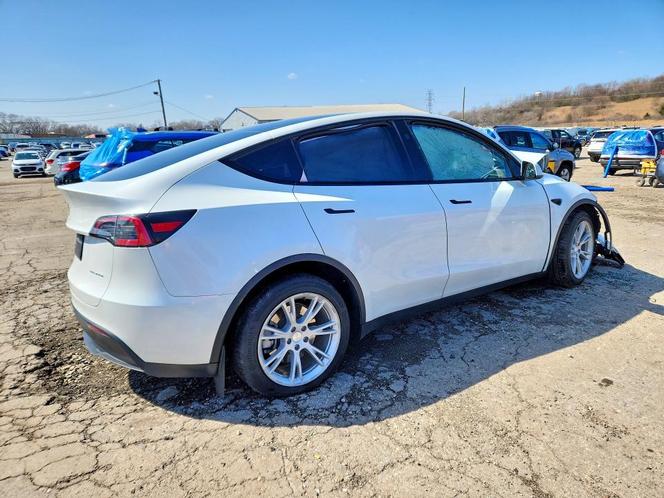 2023 Tesla Model Y მანქანა იყიდება აუქციონზე, vin: 7SAYGDEE0PF807093, აუქციონის ნომერი: 48944956