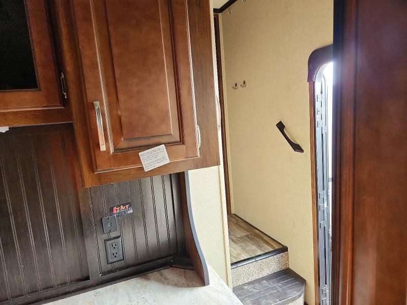 Продажа на аукционе авто 2018 Grand Design Reflection Fifth Whe, vin: 573FR3325J3317764, номер лота: 48960506