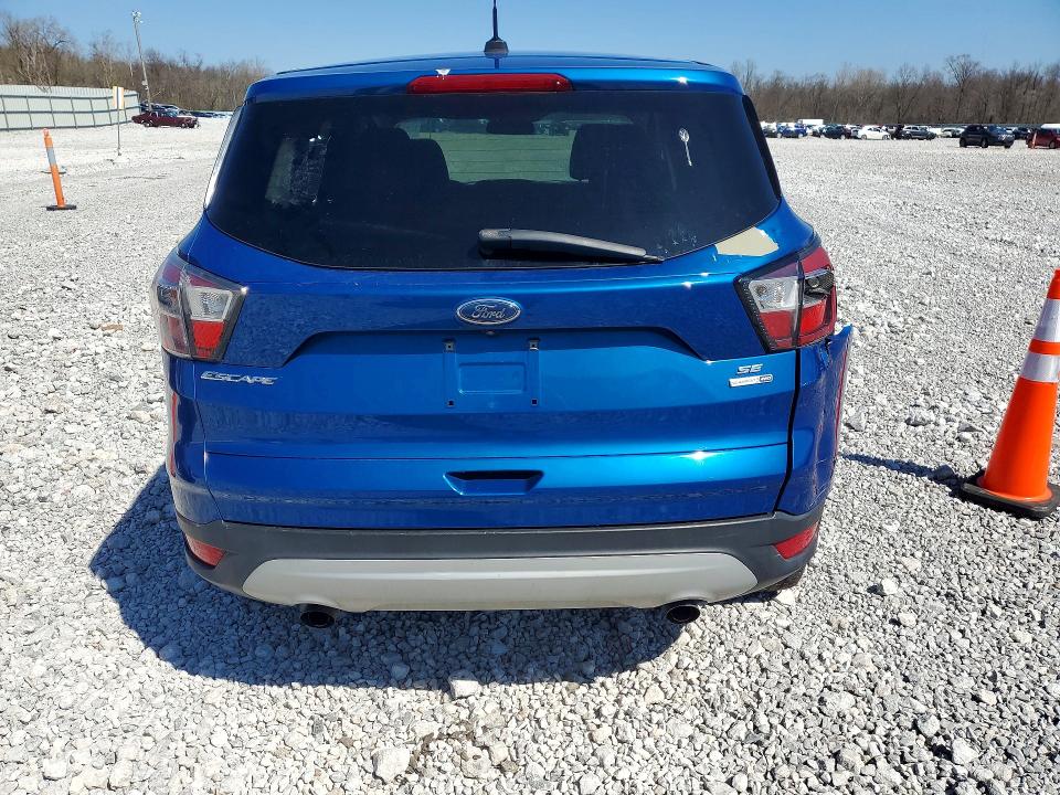 48536596 :رقم المزاد ، 1FMCU9GD0HUA11739 vin ، 2017 Ford Escape مزاد بيع