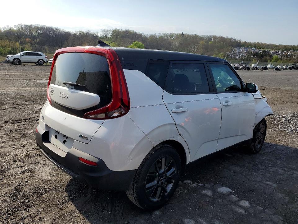 Продажа на аукционе авто 2022 Kia Soul, vin: KNDJ33AU1N7167173, номер лота: 50002736