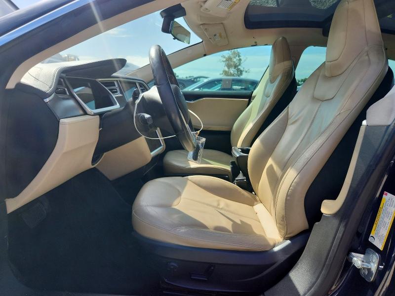 2013 Tesla Model S მანქანა იყიდება აუქციონზე, vin: 5YJSA1CN9DFP20021, აუქციონის ნომერი: 51028626