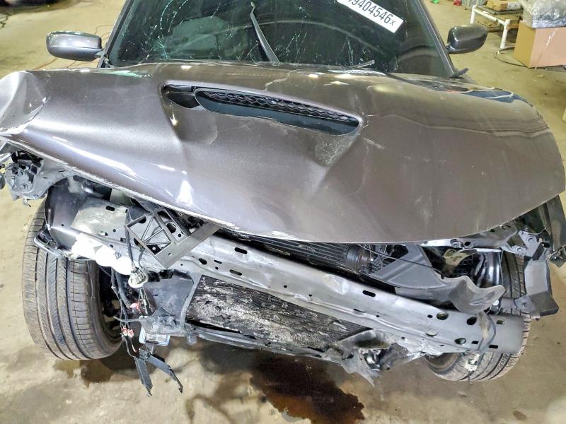 49404546 :رقم المزاد ، 2C3CDXGJ7LH197231 vin ، 2020 Dodge Charger مزاد بيع