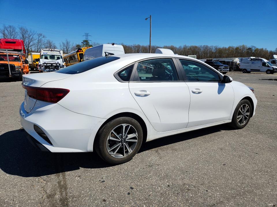 Продажа на аукционе авто 2023 Kia Forte, vin: 3KPF24AD0PE616327, номер лота: 48576476
