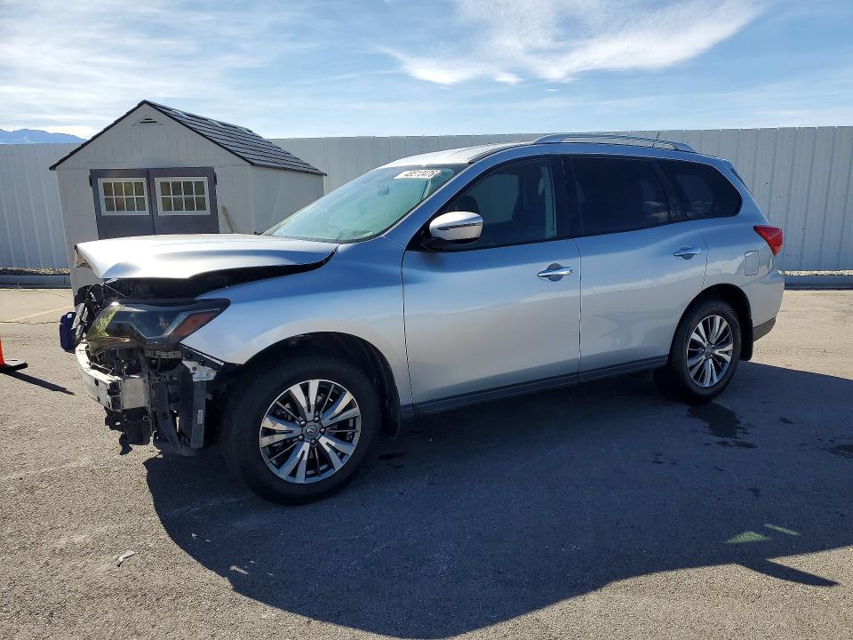 Продажа на аукционе авто 2017 Nissan Pathfinder, vin: 5N1DR2MM1HC632222, номер лота: 48513476