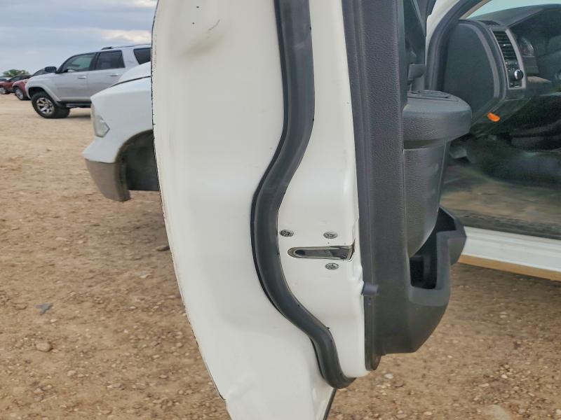 49367856 :رقم المزاد ، 1C6RR6FG4MS575627 vin ، 2021 Ram 1500 Classic مزاد بيع