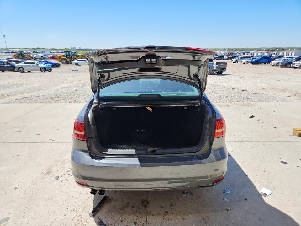 2017 Volkswagen Jetta მანქანა იყიდება აუქციონზე, vin: 3VW2B7AJ0HM290118, აუქციონის ნომერი: 52404336