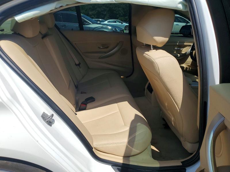 Продаж на аукціоні авто 2016 Bmw 320, vin: WBA8E1G59GNU12293, номер лоту: 51122316