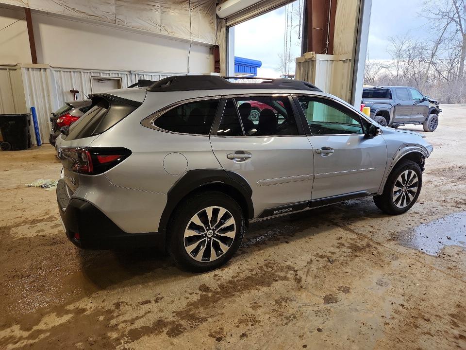 Продажа на аукционе авто 2023 Subaru Outback, vin: 4S4BTGNDXP3188843, номер лота: 49539906