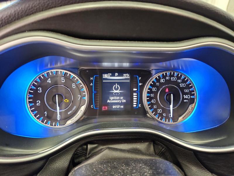 2015 Chrysler 200 მანქანა იყიდება აუქციონზე, vin: 1C3CCCAB1FN704004, აუქციონის ნომერი: 50248936