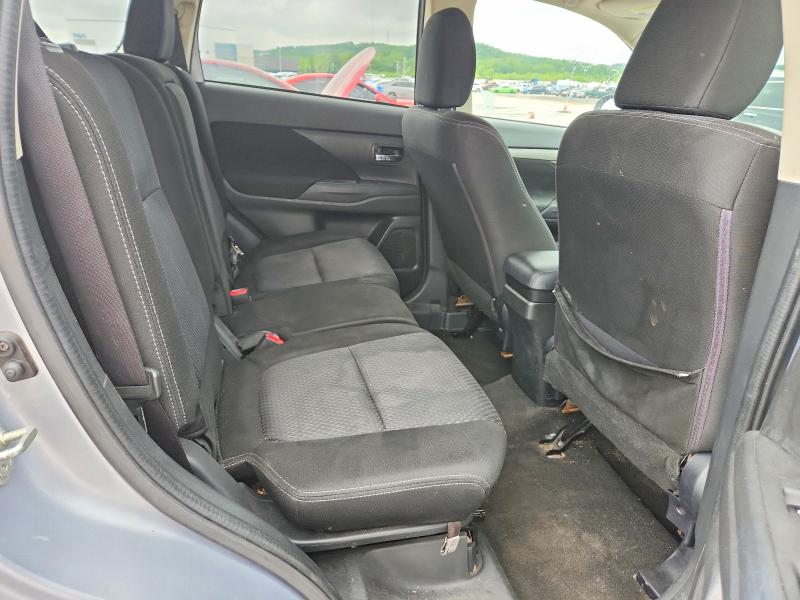 Продаж на аукціоні авто 2017 Mitsubishi Outlander, vin: JA4AZ2A37HZ039362, номер лоту: 50625266