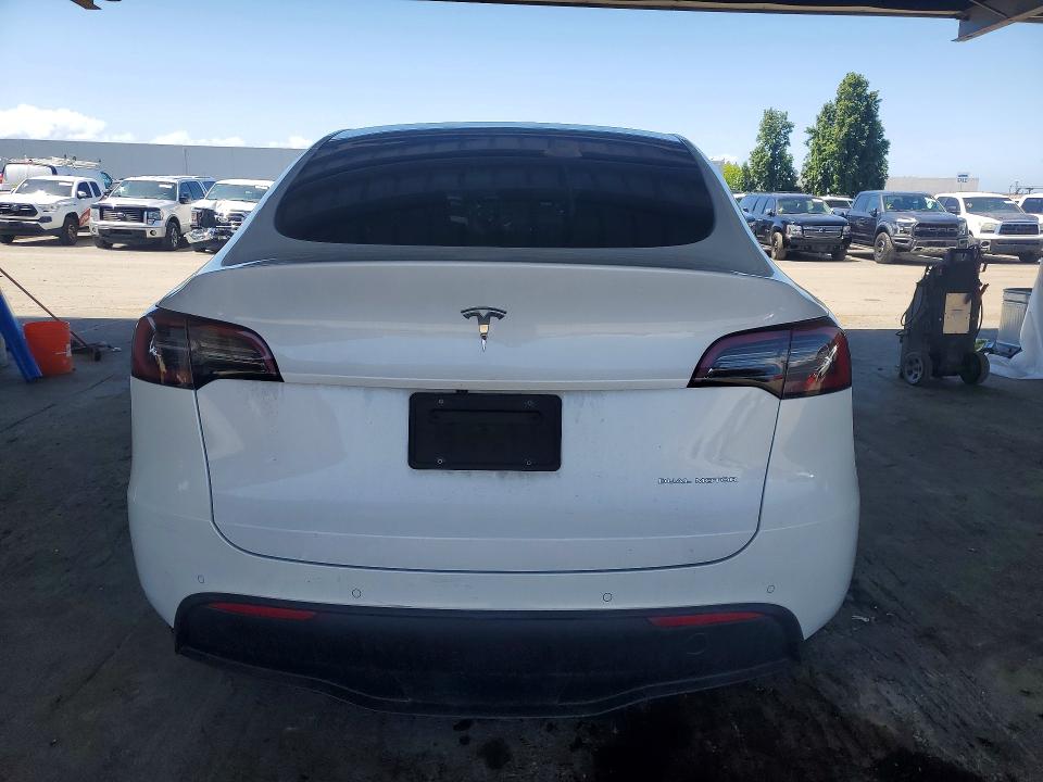 Продажа на аукционе авто 2021 Tesla Model Y, vin: 5YJYGAEE8MF252014, номер лота: 51036926