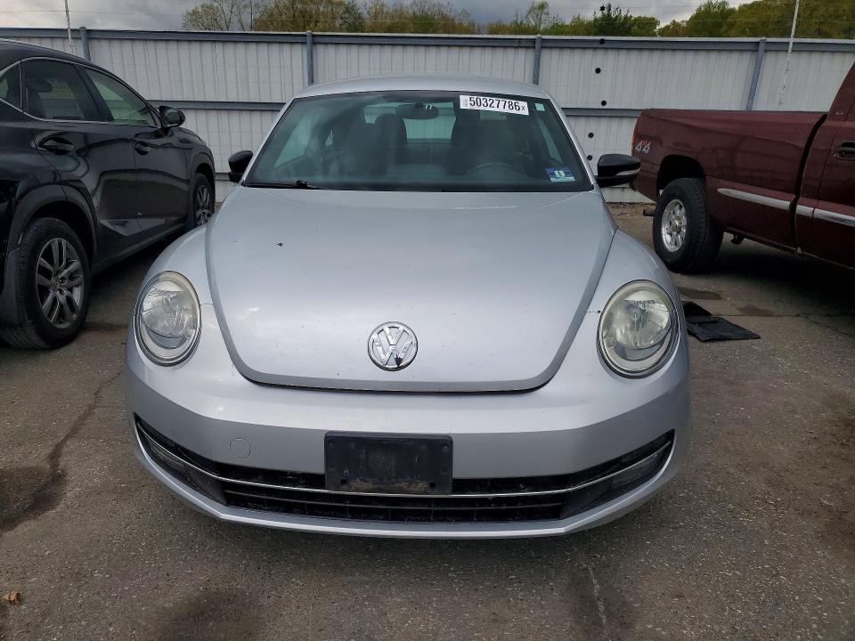 50327786 :رقم المزاد ، 3VW4A7AT2CM633730 vin ، 2012 Volkswagen Beetle مزاد بيع