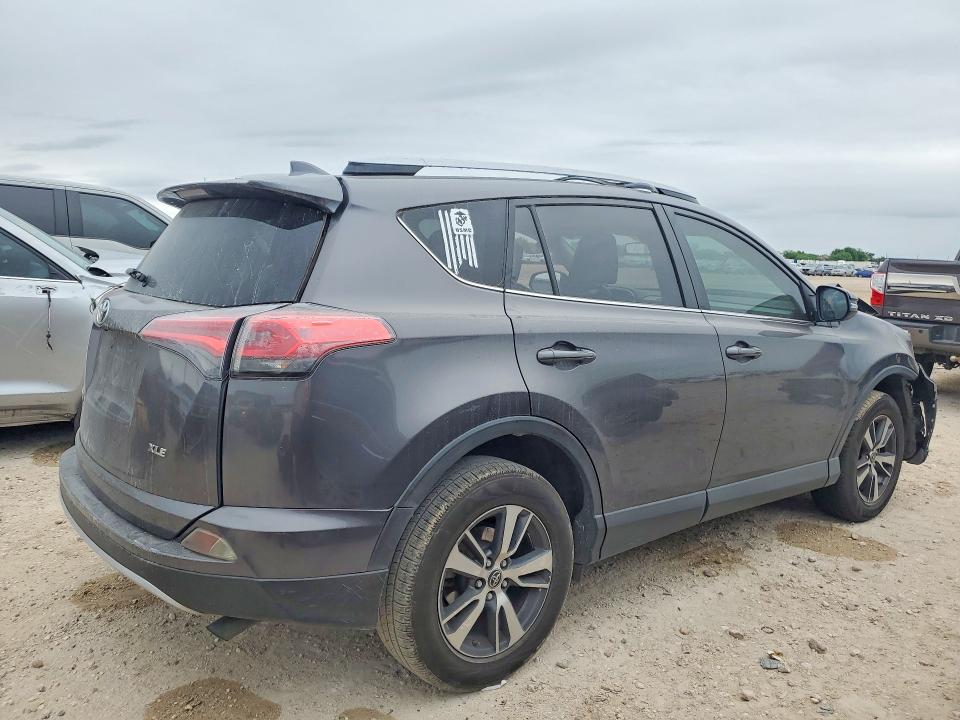 50323226 :رقم المزاد ، JTMWFREV5JJ730628 vin ، 2018 Toyota Rav4 مزاد بيع