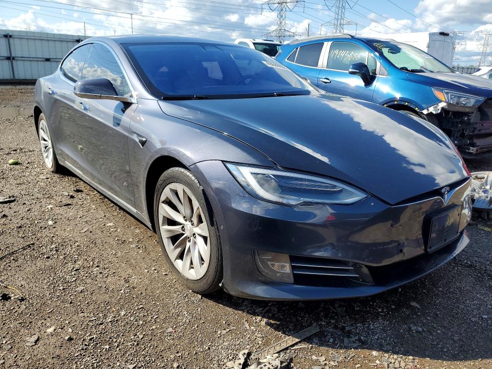 Aukcja sprzedaży 2017 Tesla Model S, vin: 5YJSA1E2XHF190621, numer aukcji: 49669836