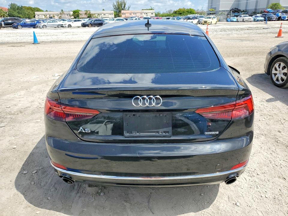 2018 Audi A5 მანქანა იყიდება აუქციონზე, vin: WAUCNCF55JA128729, აუქციონის ნომერი: 51681986