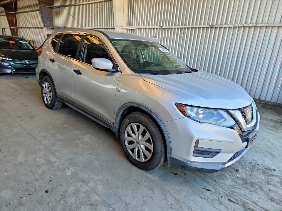 51664846 :رقم المزاد ، KNMAT2MT4HP599953 vin ، 2017 Nissan Rogue مزاد بيع