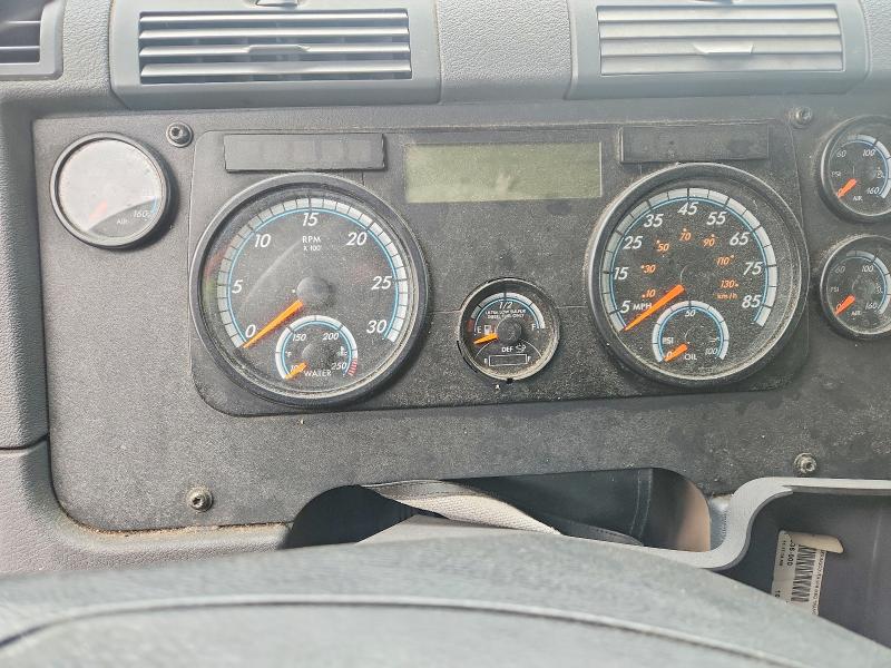2016 Freightliner Cascadia 113 მანქანა იყიდება აუქციონზე, vin: 3AKJGHDV8GSHD8363, აუქციონის ნომერი: 50149406
