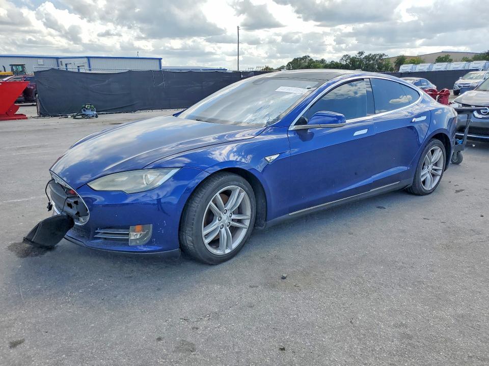 Aukcja sprzedaży 2015 Tesla Model S, vin: 5YJSA1S22FF093401, numer aukcji: 51467246