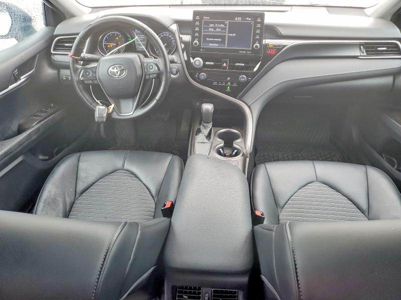 49213826 :رقم المزاد ، 4T1S11AK2NU625975 vin ، 2022 Toyota Camry مزاد بيع