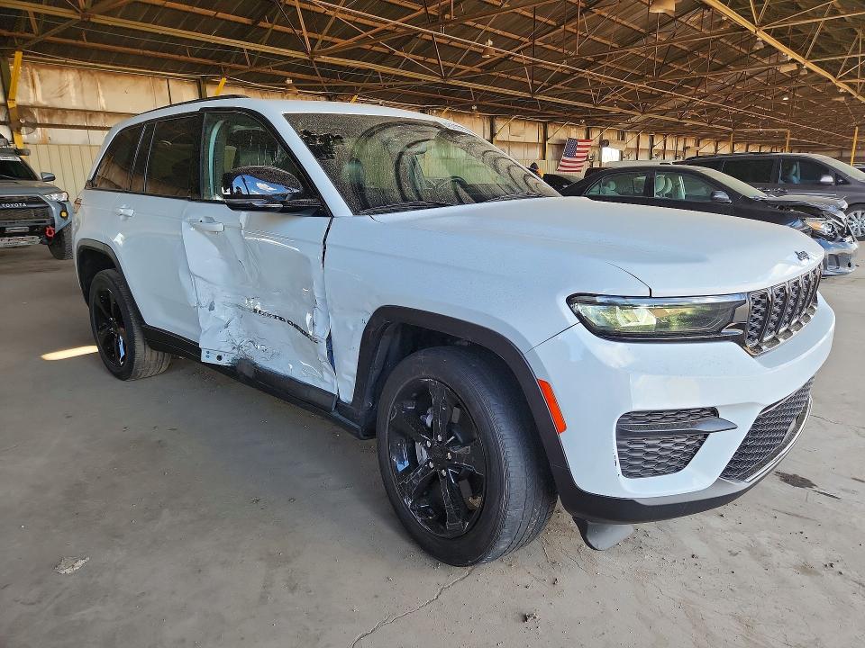 Продажа на аукционе авто 2022 Jeep Grand Cherokee, vin: 1C4RJHAG3N8626939, номер лота: 48442786