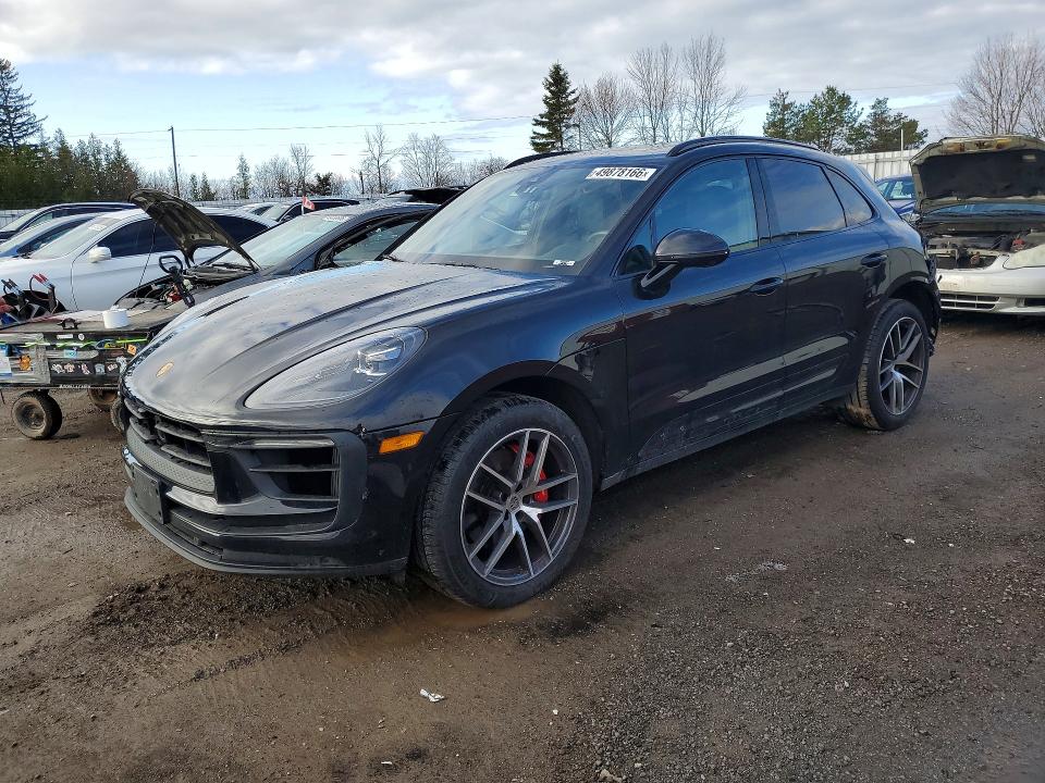 49878166 :رقم المزاد ، WP1AG2A56RLB35581 vin ، 2024 Porsche Macan مزاد بيع